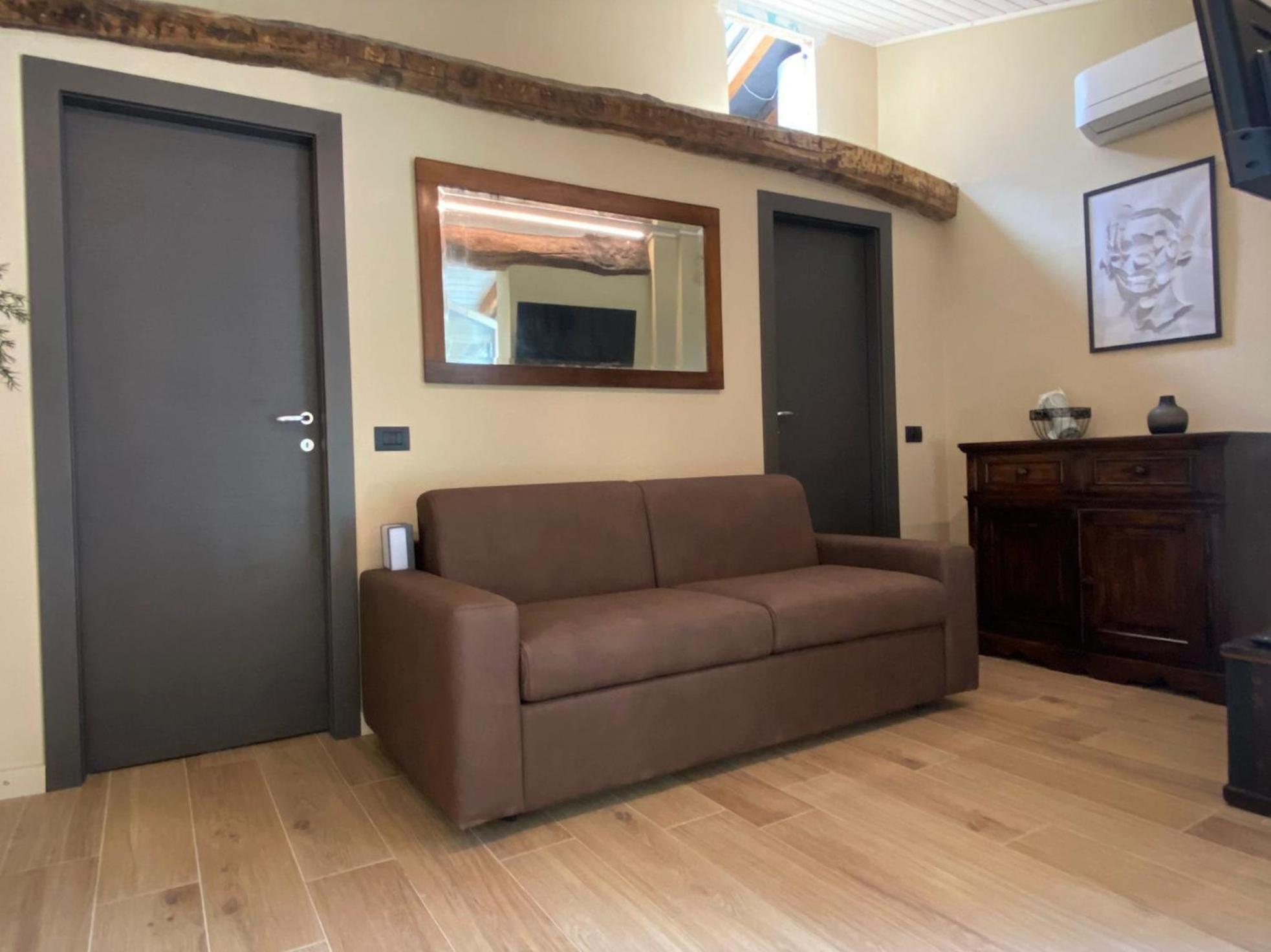Argegno'S River - Central Apartment Lake View Rum bild