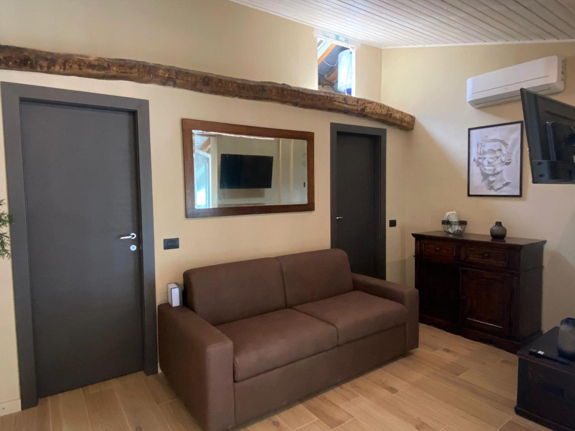 Argegno'S River - Central Apartment Lake View Rum bild